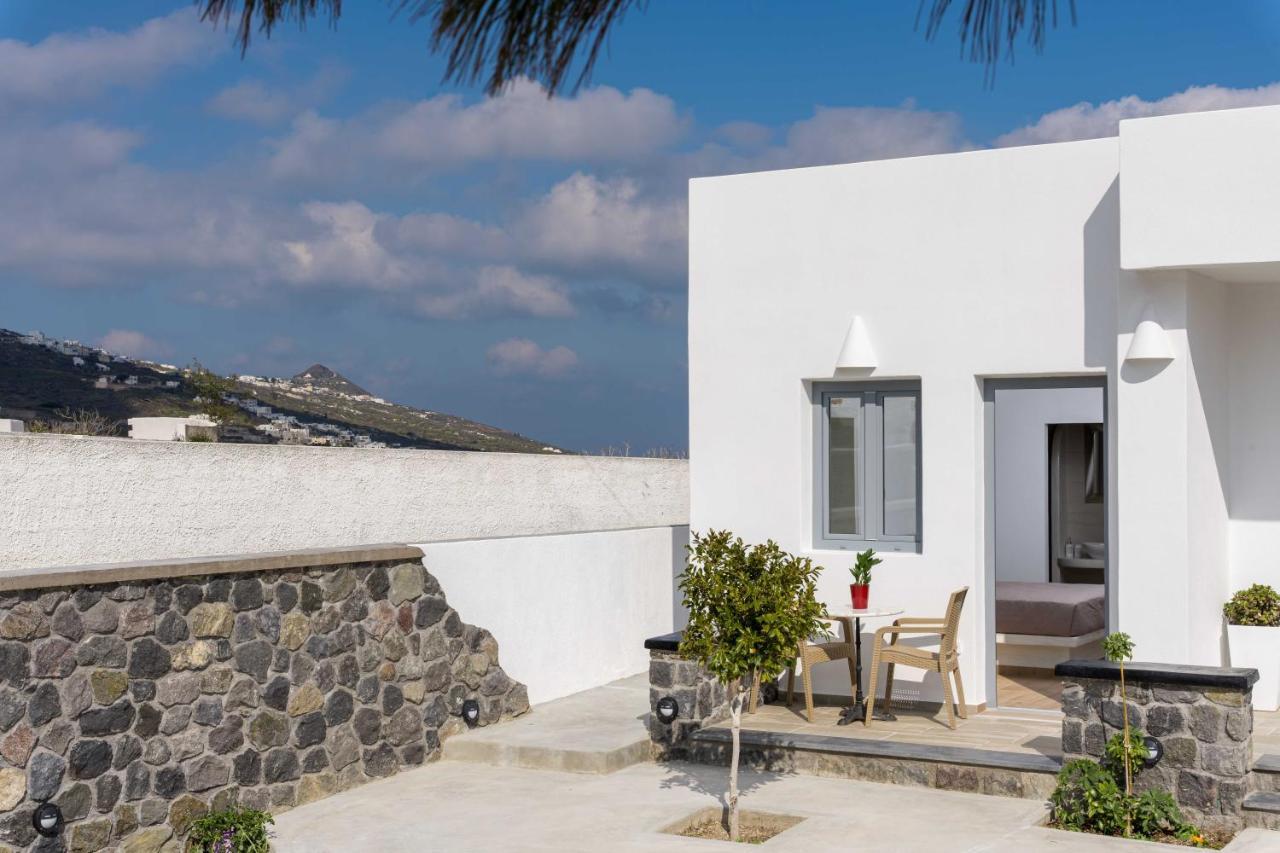 Bliss Holidays Spot Fira  Luaran gambar