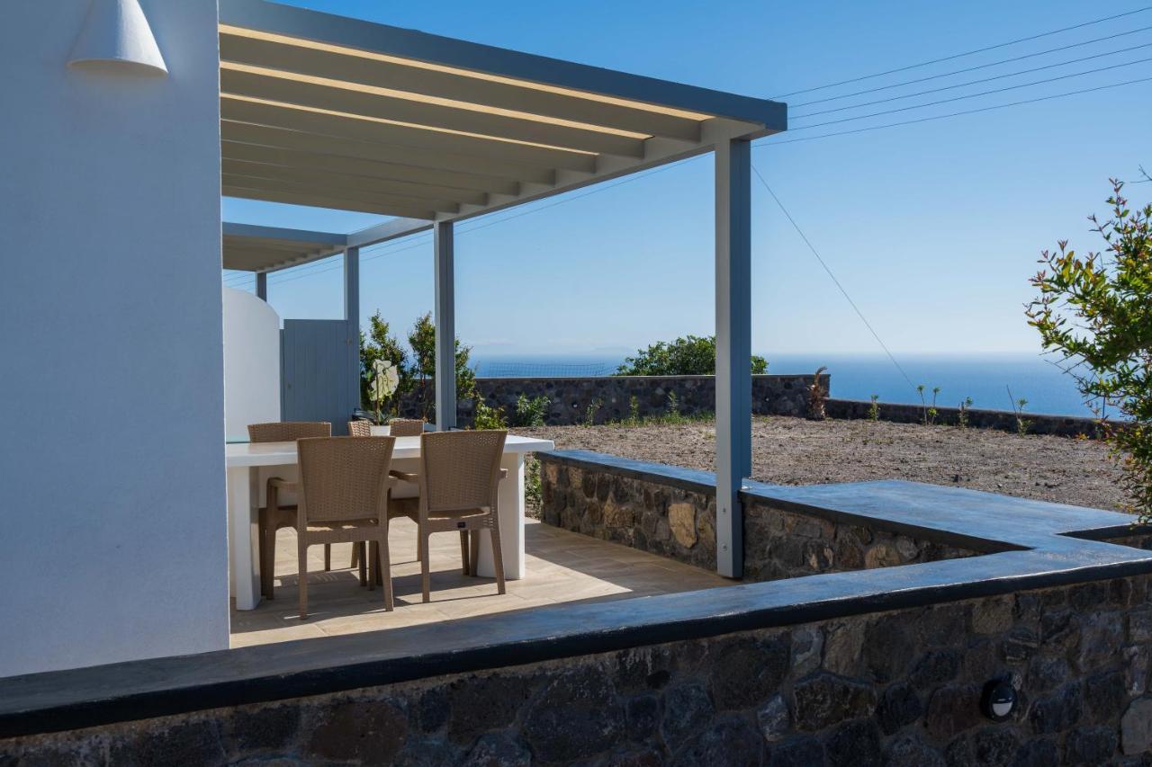 Bliss Holidays Spot Fira  Luaran gambar